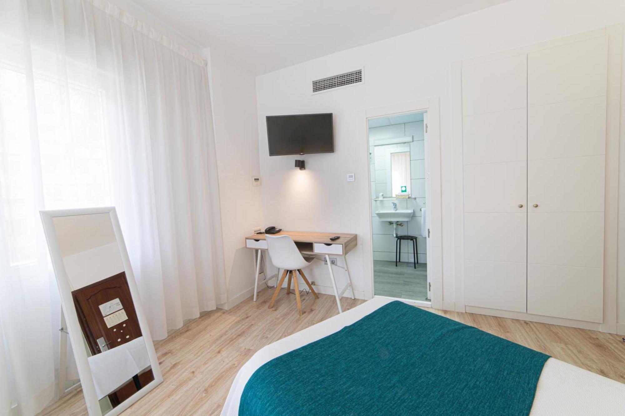 Double or Twin Room,1603732184:JPEG